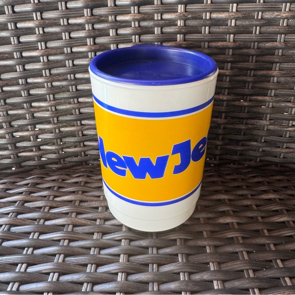 Vintage‎ Whirley New Jersey Plastic Travel Mug with Lid